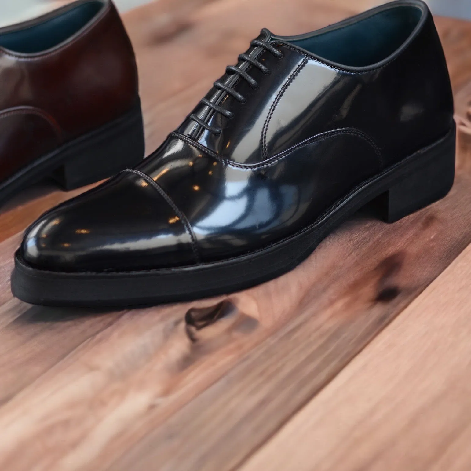 502-1 EXT 6 CM Black Piano Oxford Cap Toe