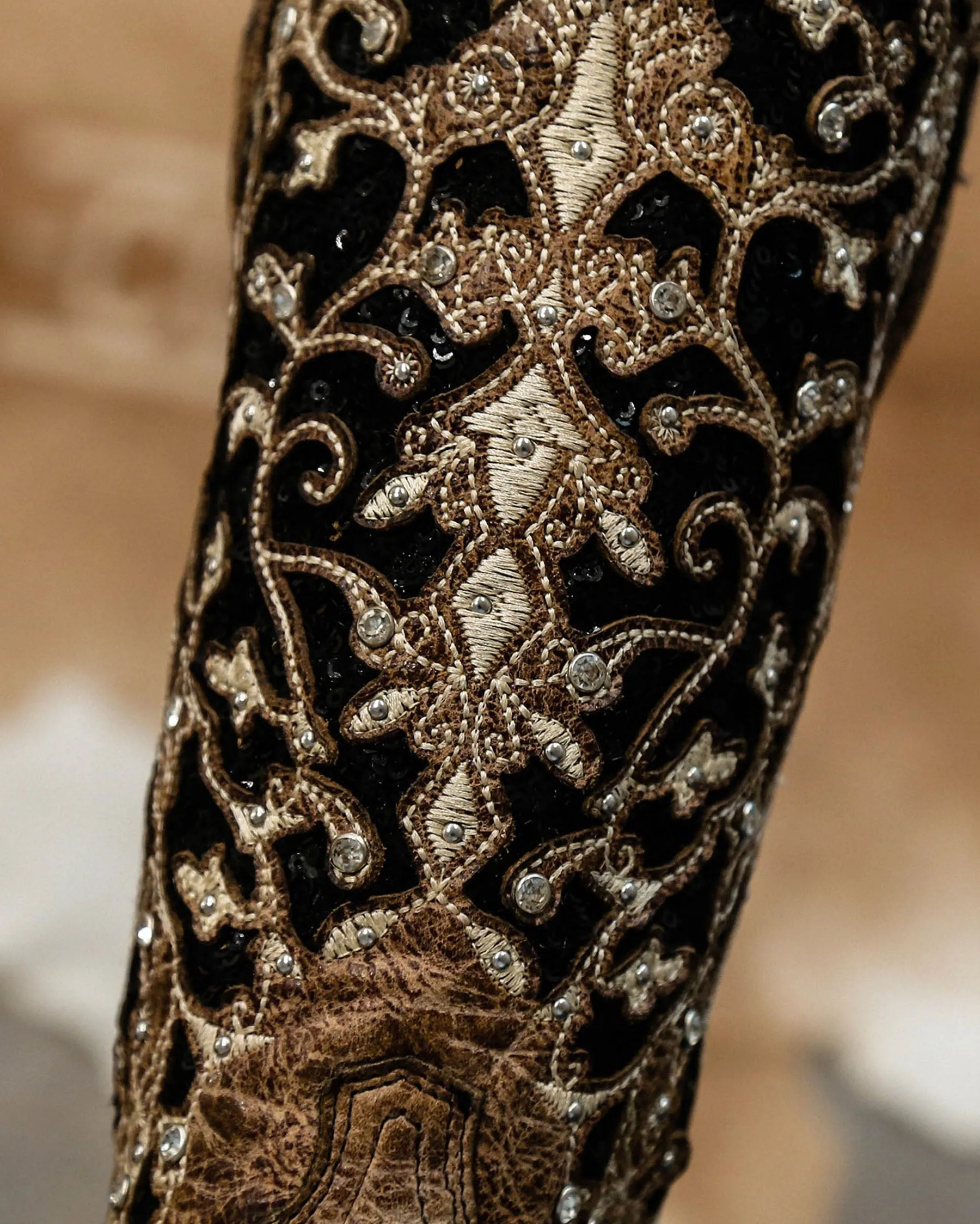 Floral Embroidered Women's Inlay Boots