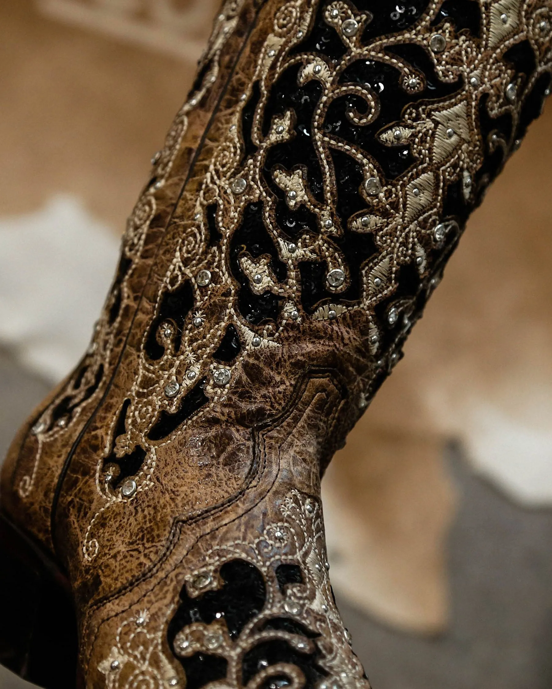 Floral Embroidered Women's Inlay Boots