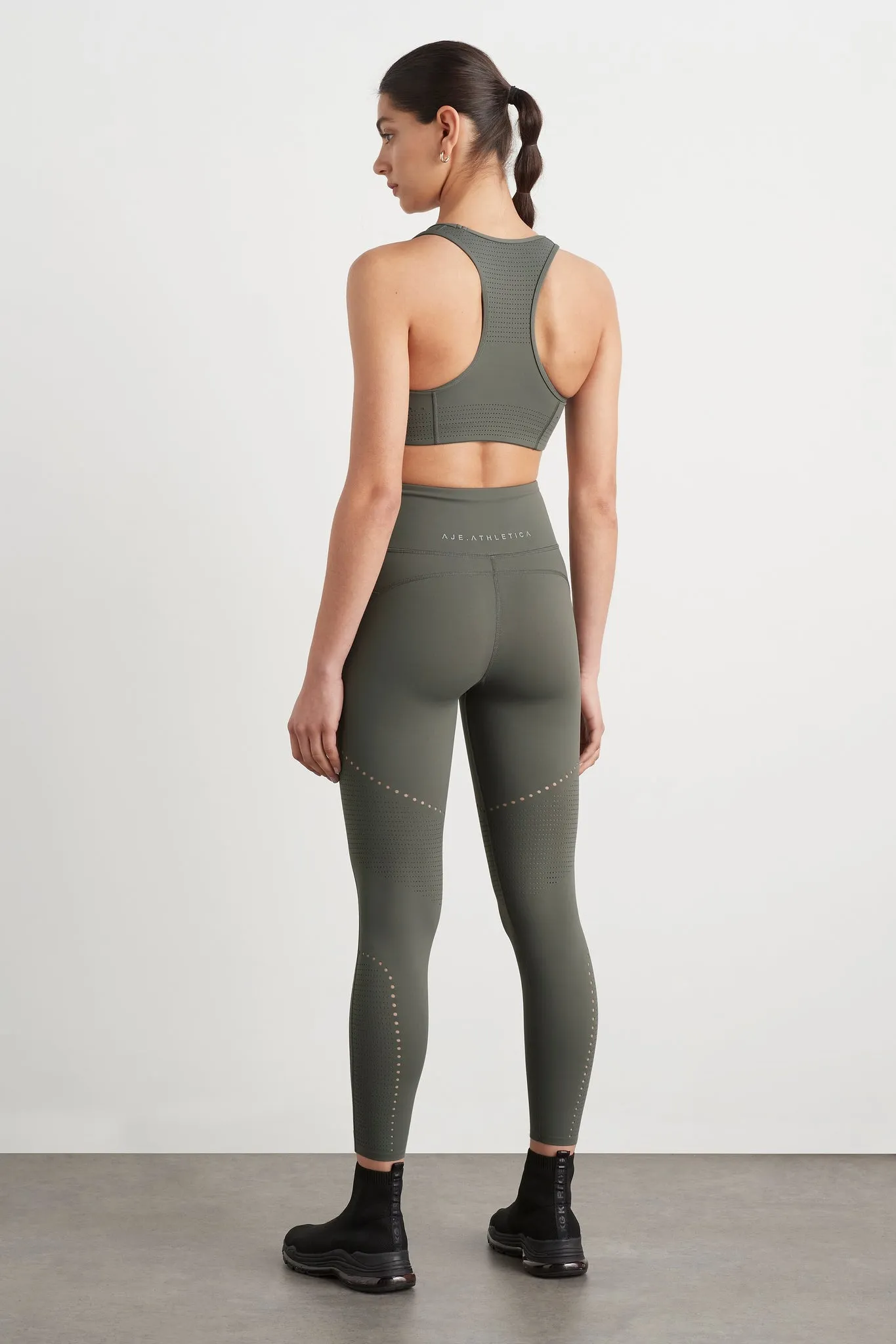 High Waisted Perforated 7/8 Legging 227