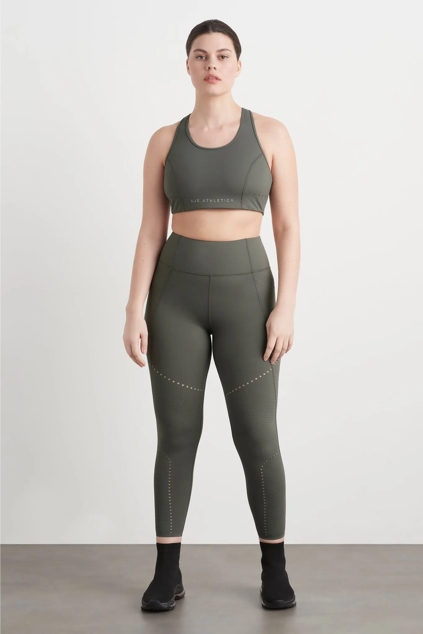 High Waisted Perforated 7/8 Legging 227