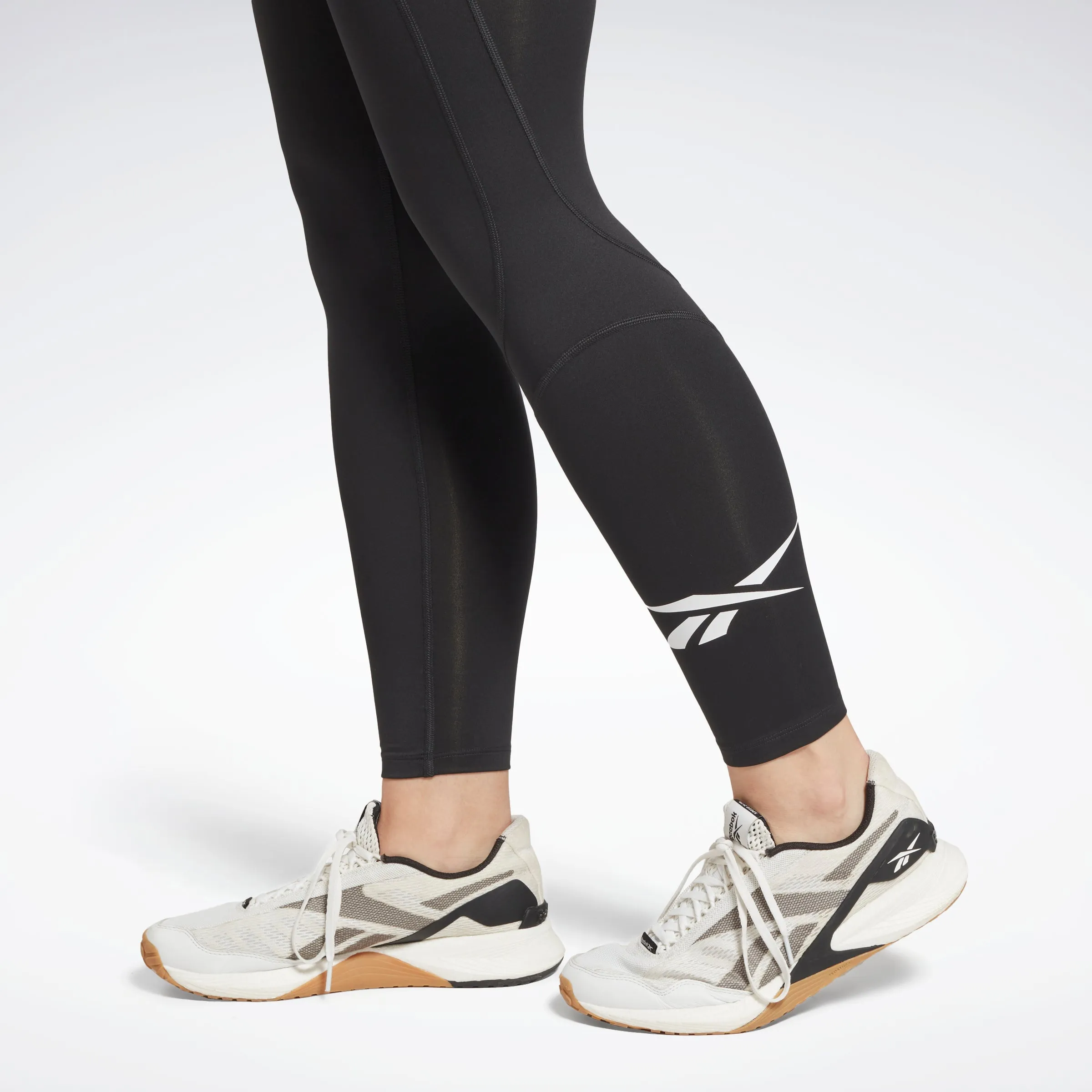 Night Black Vector Leggings for Workouts