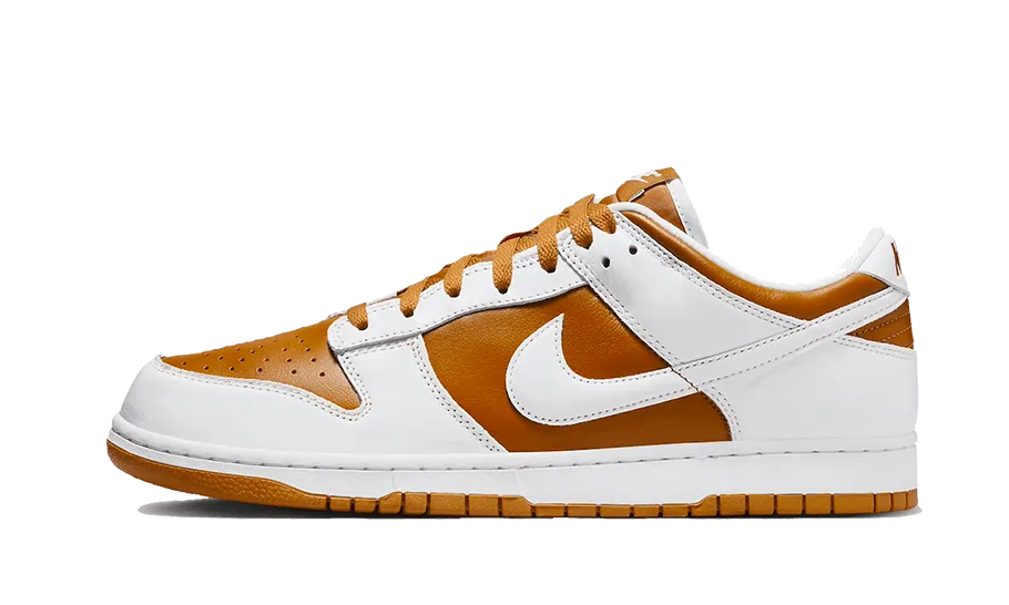 Nike dunk low reverse curry.