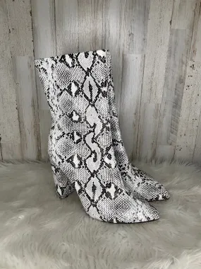 Snakeskin Print Ankle Heel Boots Size 11 - Clothes Mentor