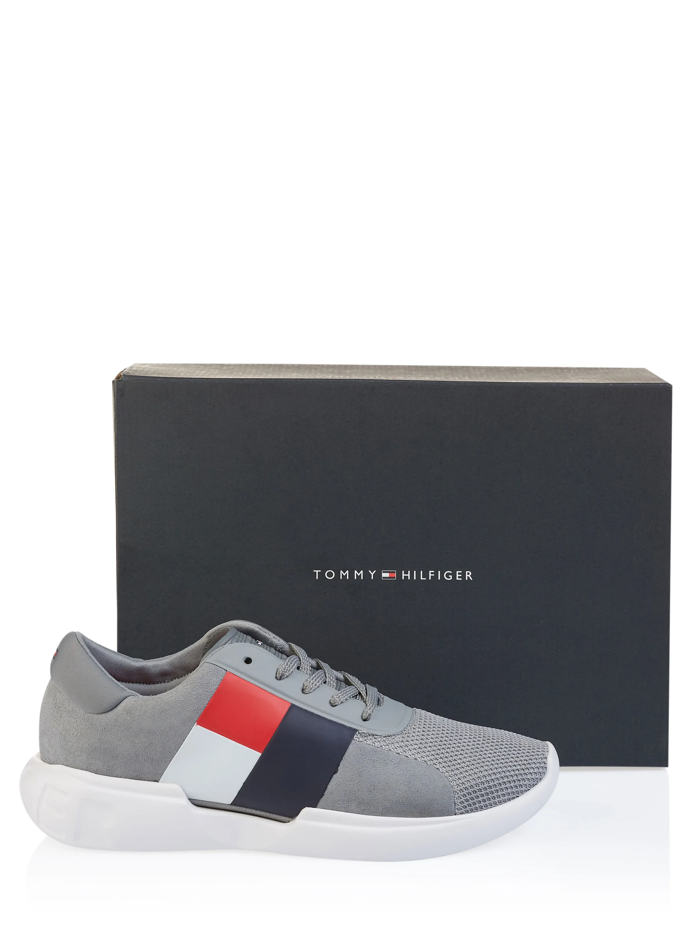 Tommy Hilfiger light gray shoe