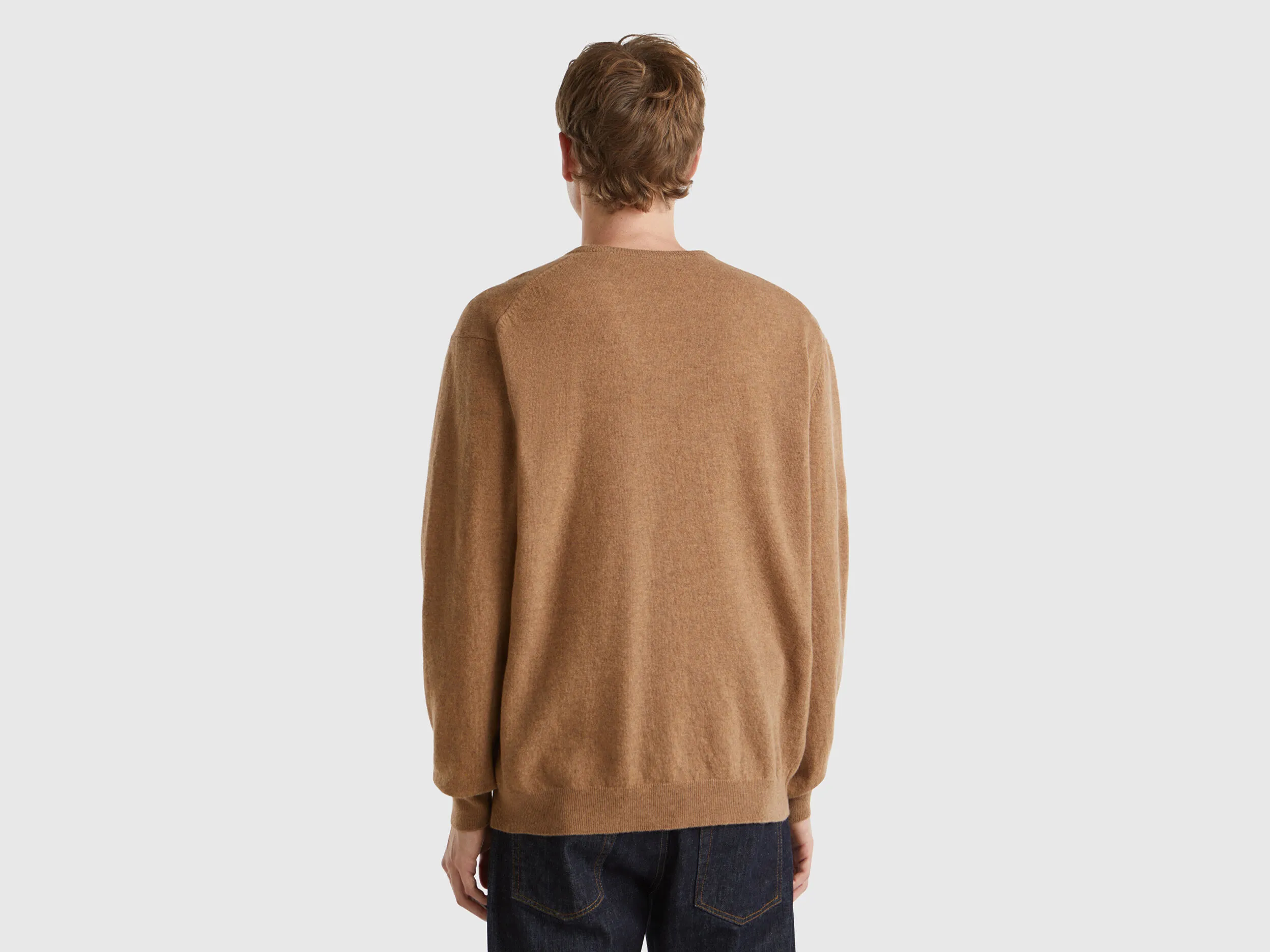 V-neck Merino wool sweater in Brown color by Benetton