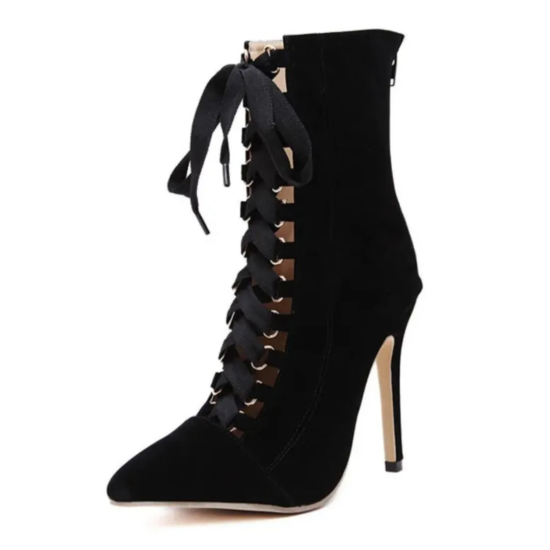 Victorian Damsel Lace Up Ankle Boot in Black or Pink: Ripper