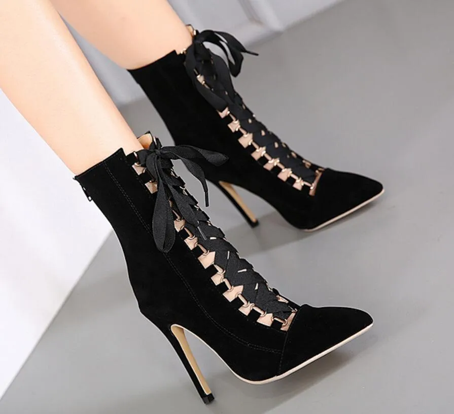 Victorian Damsel Lace Up Ankle Boot in Black or Pink: Ripper